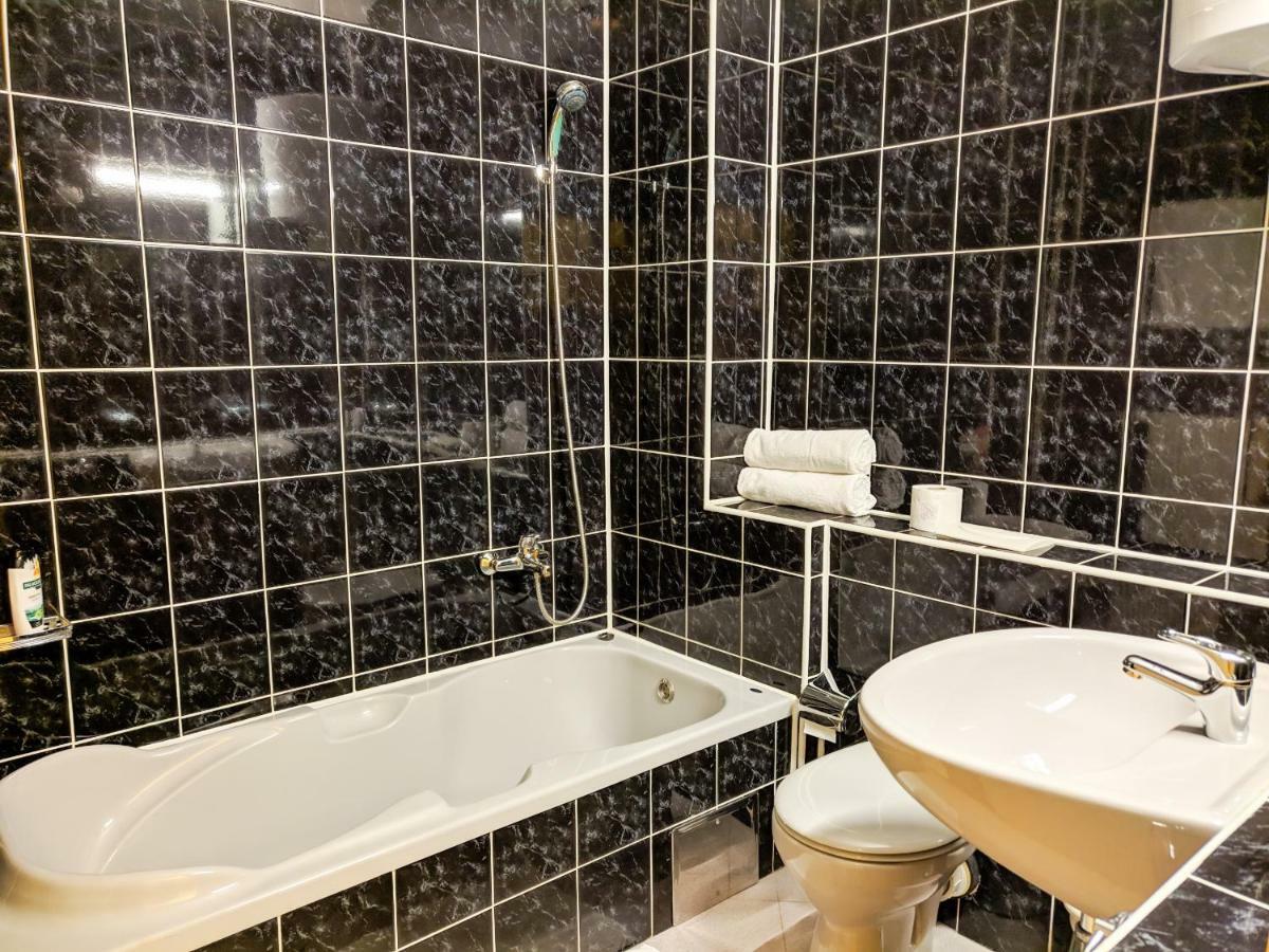 Motel Stecak Яйце Екстер'єр фото